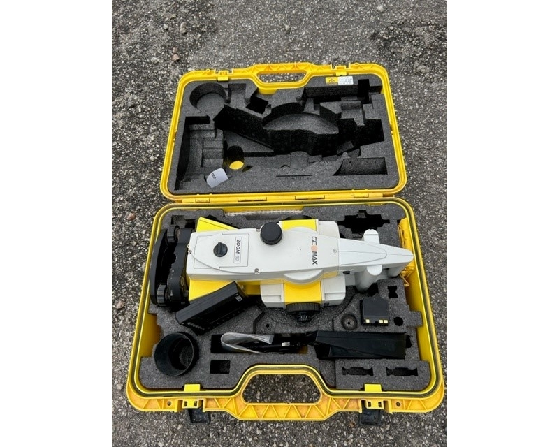 second-hand geomax zoom 80 robotic total stat